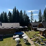 Hotel Kisva *
