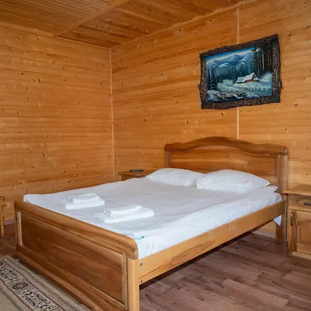 Kisva * Yablunytsia