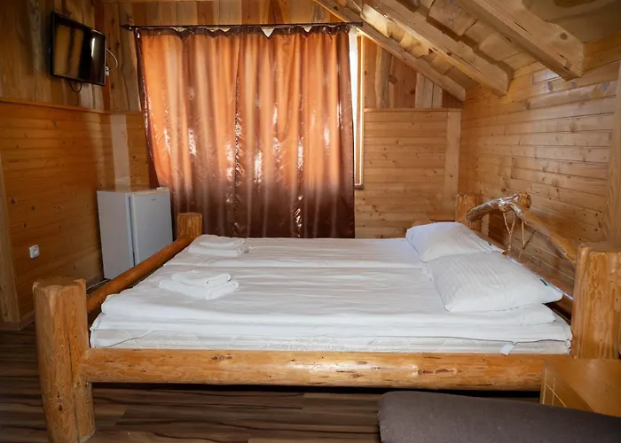 Отель Kisva